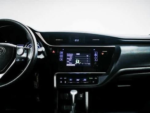 Certified 2017 Toyota Corolla LE w/ Carpet Mat Package (TMS) image 13