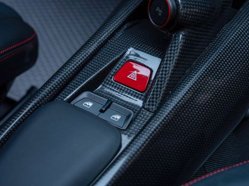 Used 2020 Ferrari 488 Pista Coupe RWD image 69