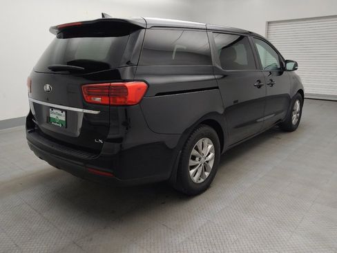 Used 2020 Kia Sedona LX FWD image 9