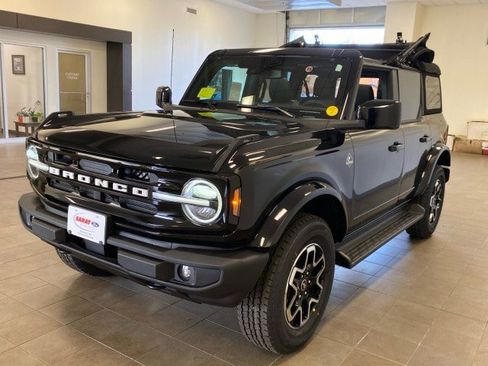 New 2025 Ford Bronco Outer Banks image 30