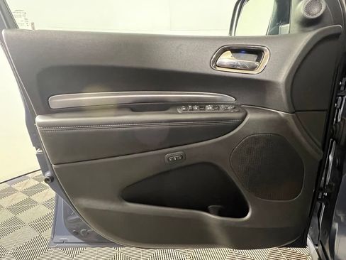 Used 2019 Dodge Durango GT w/ Blacktop Package AWD/4WD image 18