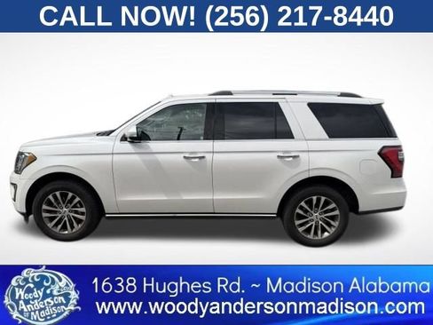 Used 2018 Ford Expedition Limited w/ Equipment Group 301A AWD/4WD image 3