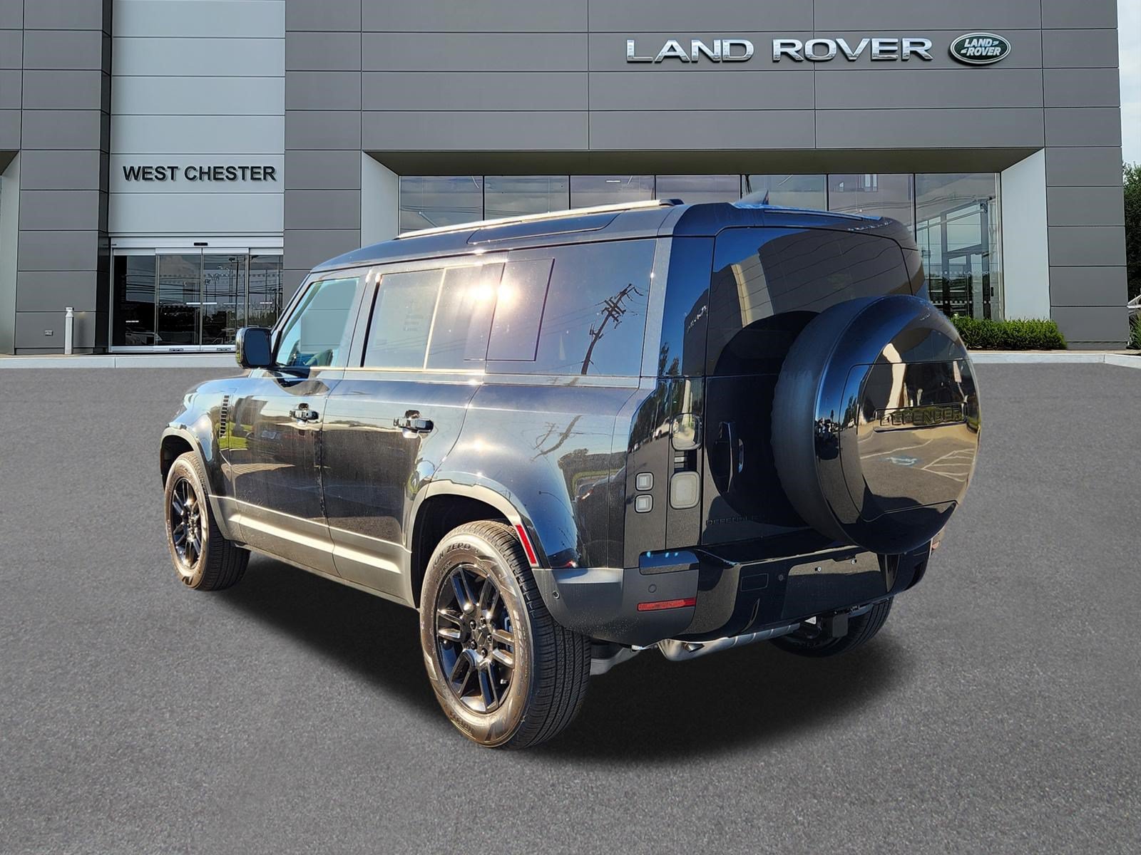 New 2026 Land Rover Defender 110 S AWD/4WD image 3