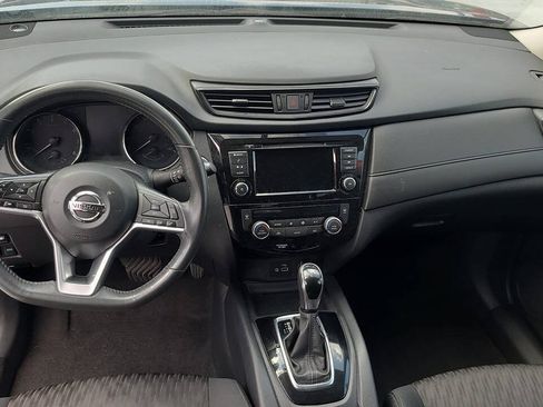 Used 2018 Nissan Rogue SV AWD/4WD image 8