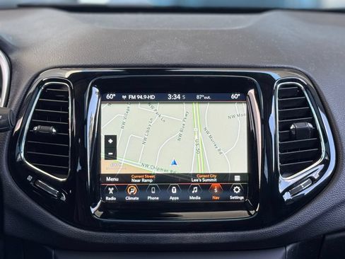 Used 2018 Jeep Compass Limited w/ Navigation Group FWD image 22