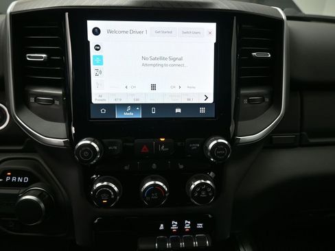 New 2026 RAM 1500 2WD Crew Cab image 3