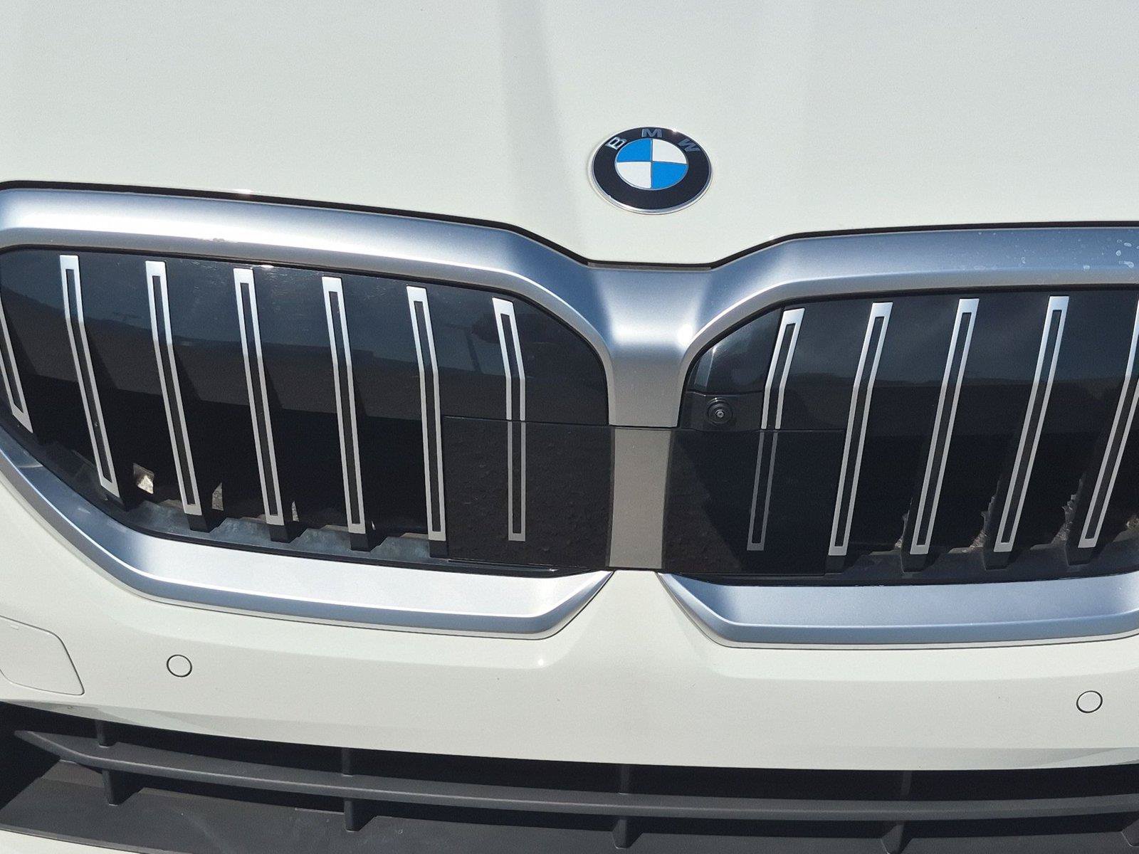 Used 2026 BMW 530i RWD image 13