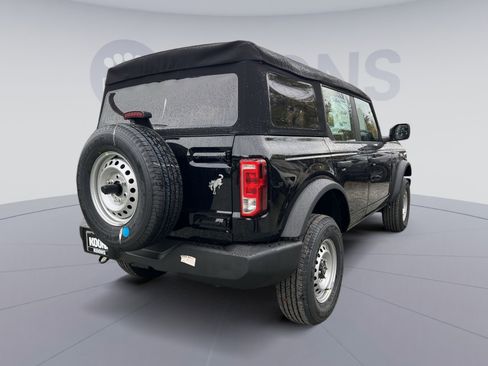 New 2025 Ford Bronco 4-Door image 7