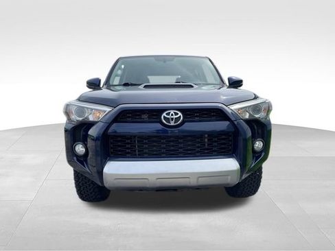 Used 2019 Toyota 4Runner TRD Off-Road Premium AWD/4WD image 6