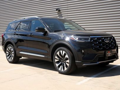 New 2026 Ford Explorer Platinum w/ LUX Leather Package