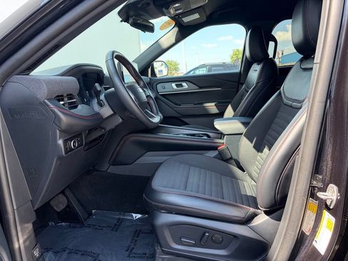 Certified 2025 Ford Explorer ST-Line w/ ST-Line Street Pack AWD/4WD image 14