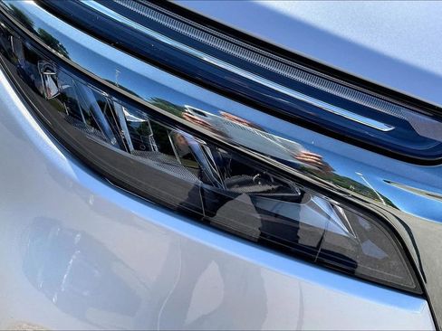 Used 2022 Chevrolet Equinox RS w/ RS Leather Package FWD image 29