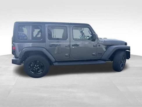 Used 2022 Jeep Wrangler Unlimited Sport AWD/4WD image 7
