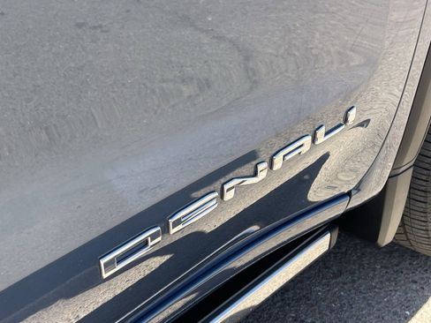 Used 2026 GMC Sierra 1500 Denali w/ Denali Reserve Package image 10