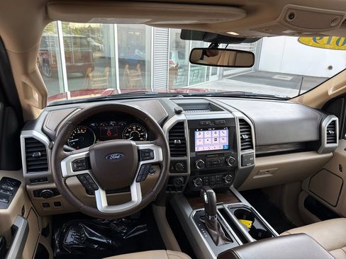 Used 2019 Ford F150 Lariat AWD/4WD image 13