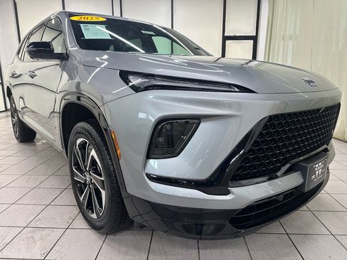 Certified 2025 Buick Enclave Sport Touring image 2