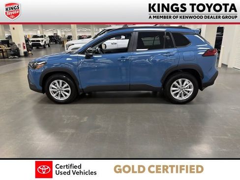 Certified 2026 Toyota Corolla Cross LE FWD image 5