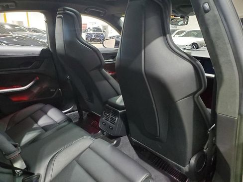 Used 2022 Porsche Taycan GTS image 24