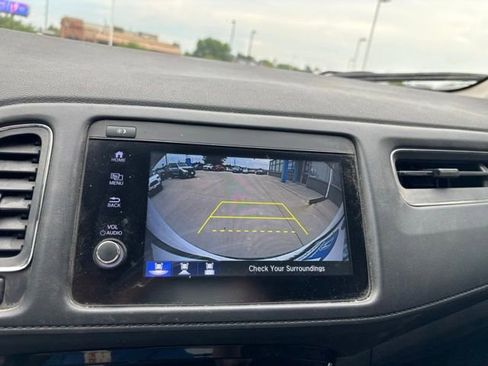 Used 2020 Honda HR-V EX image 13
