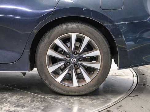 Used 2018 Nissan Altima 2.5 SL FWD image 10