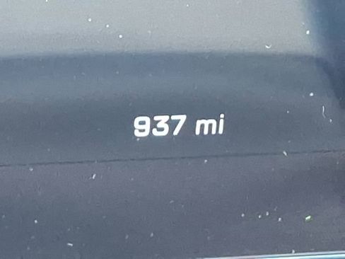 Used 2024 Dodge Charger R/T w/ Plus Group image 25