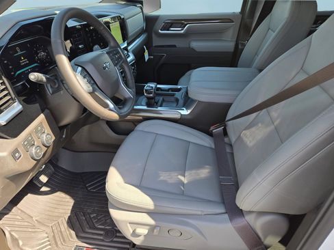 New 2026 Chevrolet Silverado 1500 RST w/ Convenience Package II AWD/4WD image 15