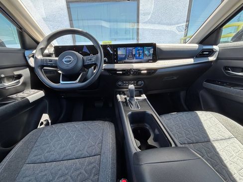 Used 2026 Nissan Kicks SV w/ Cold Weather Package AWD/4WD image 28