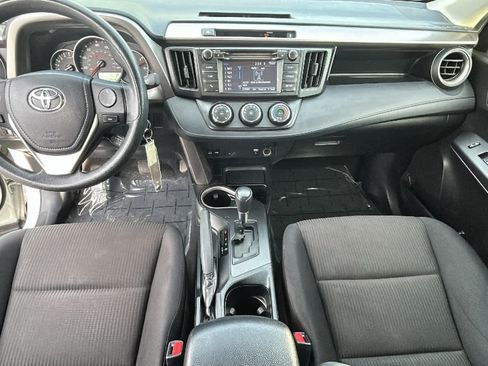 Used 2016 Toyota RAV4 LE AWD/4WD image 26