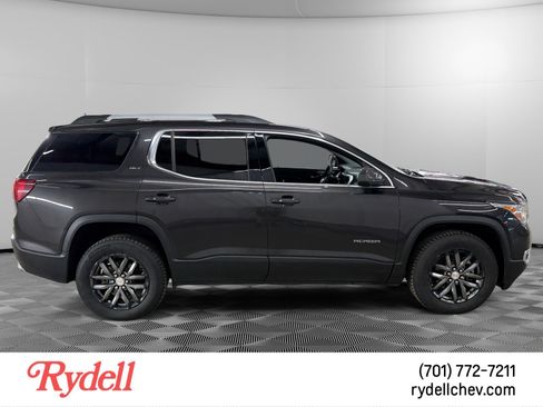 Used 2017 GMC Acadia SLT AWD/4WD image 6