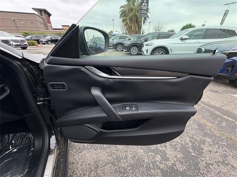 Used 2019 Maserati Ghibli image 20
