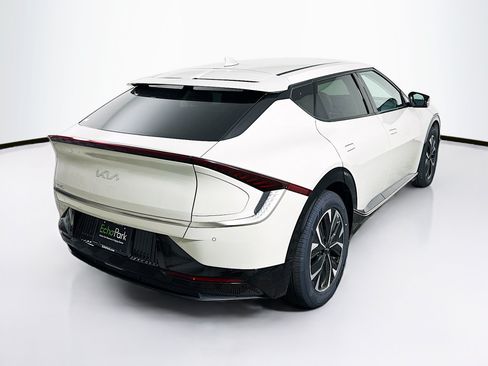 Used 2023 Kia EV6 Wind RWD image 9