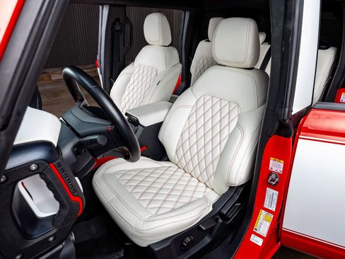 Used 2023 Ford Bronco Heritage Edition image 27