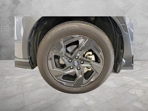 Used 2024 Subaru Crosstrek 2.5i Sport AWD/4WD image 5