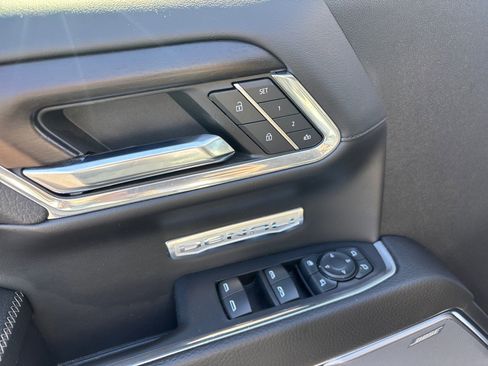 Used 2024 GMC Sierra 1500 Denali w/ Denali Reserve Package image 12