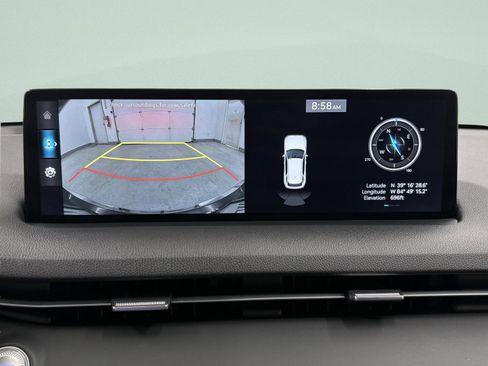 Used 2025 Genesis GV70 2.5T AWD/4WD image 19