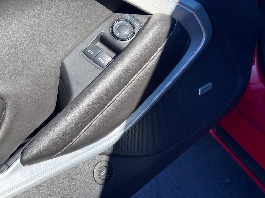 Used 2016 Chevrolet Camaro SS RWD image 27