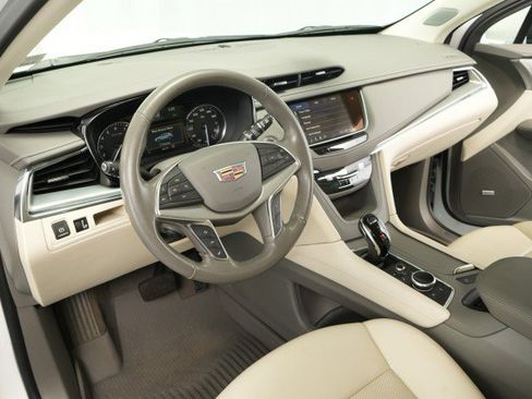 Used 2021 Cadillac XT5 Premium Luxury AWD/4WD image 32