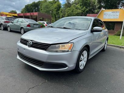 Used 2011 Volkswagen Jetta SE