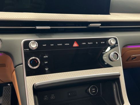 Used 2026 Genesis GV80 3.5T Prestige image 18