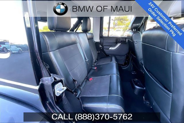 Used 2012 Jeep Wrangler Unlimited Rubicon AWD/4WD image 24