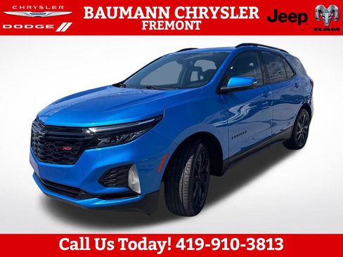 Used 2024 Chevrolet Equinox RS w/ RS Leather Package AWD/4WD image 2