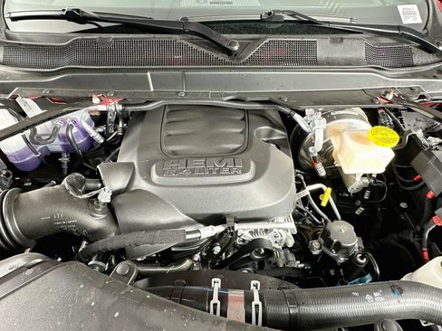 New 2027 RAM 2500 Tradesman AWD/4WD image 17