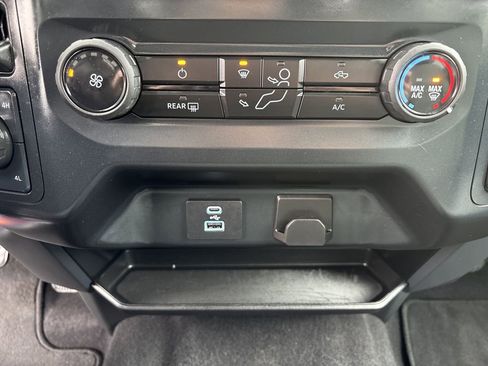 Used 2023 Ford F150 XLT image 24
