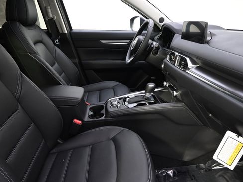New 2025 MAZDA CX-5 AWD 2.5 S w/ Premium Plus Pkg image 16