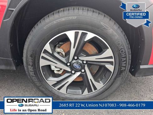 Used 2025 Subaru Crosstrek 2.5i Premium AWD/4WD image 34