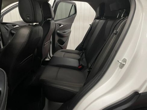Used 2024 Buick Encore GX Preferred FWD image 35