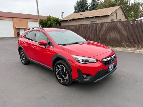 Used 2021 Subaru Crosstrek 2.5i Limited image 3