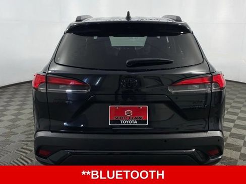 Used 2024 Toyota Corolla Cross AWD Hybrid w/ Convenience Package image 7