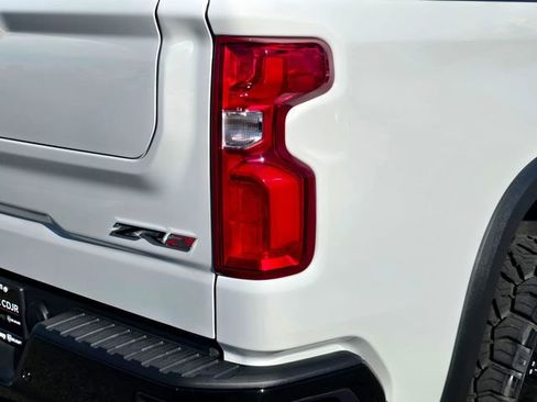 Used 2026 Chevrolet Silverado 1500 ZR2 AWD/4WD image 38