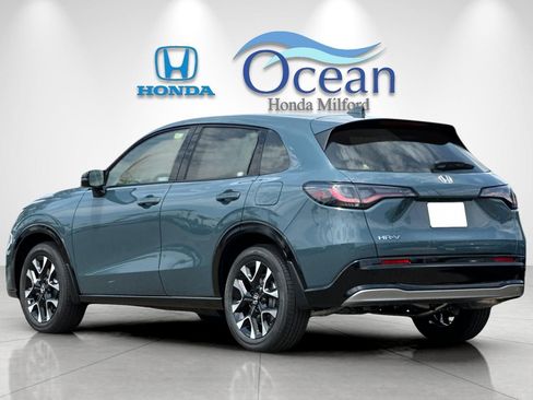 New 2026 Honda HR-V EX-L image 3